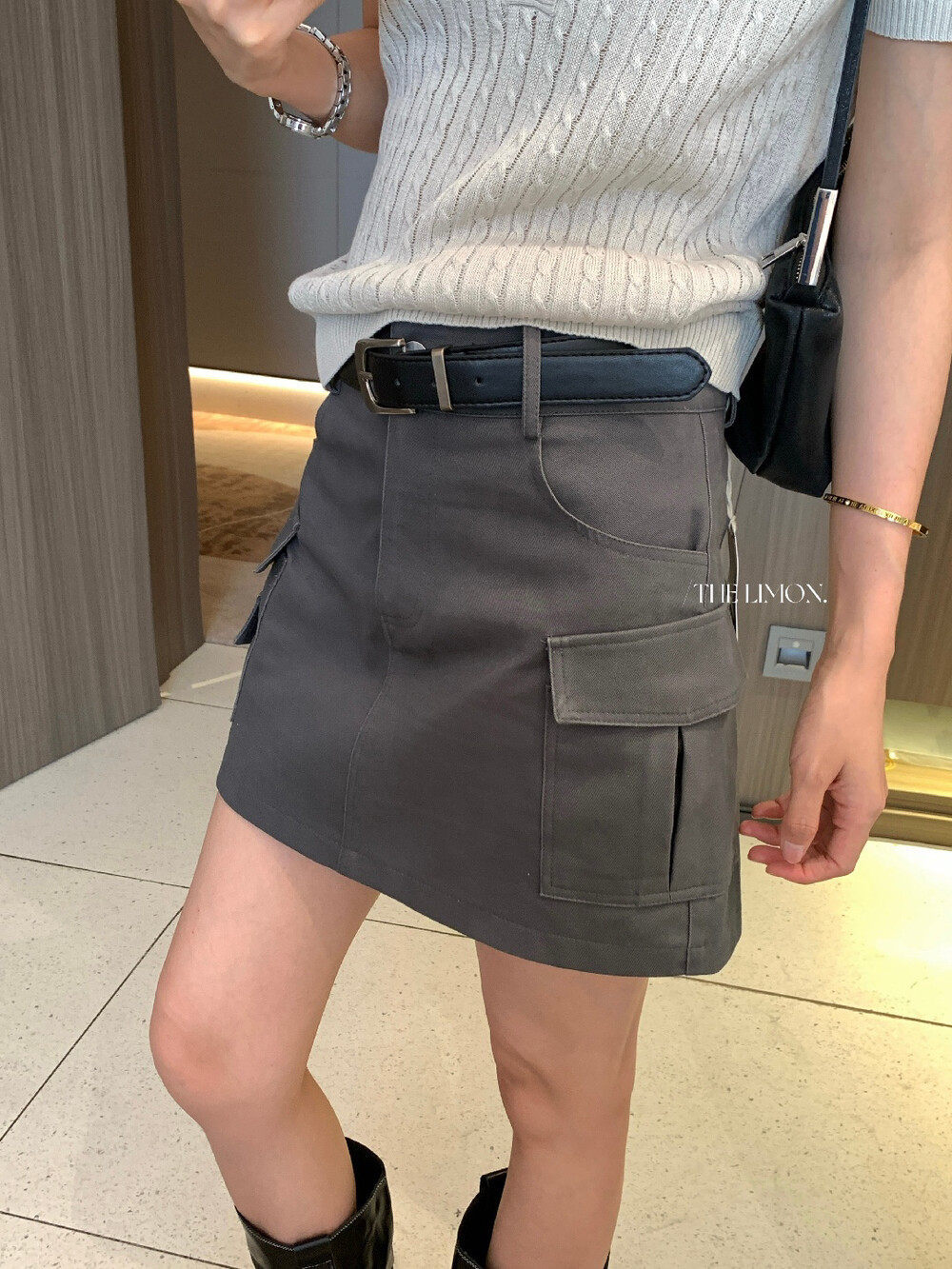 Chân váy jean nữ cạp cao dáng chữ A phong cách công sở túi hộp — màu trắng, màu xám, màu kaki chi tiết 21