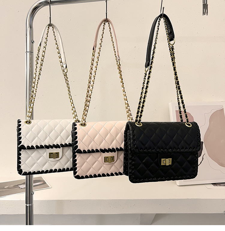 New Fashion Rhombus Embossed Braided Chain Contrast Color Messenger Bag 16*21*6cm display picture 4