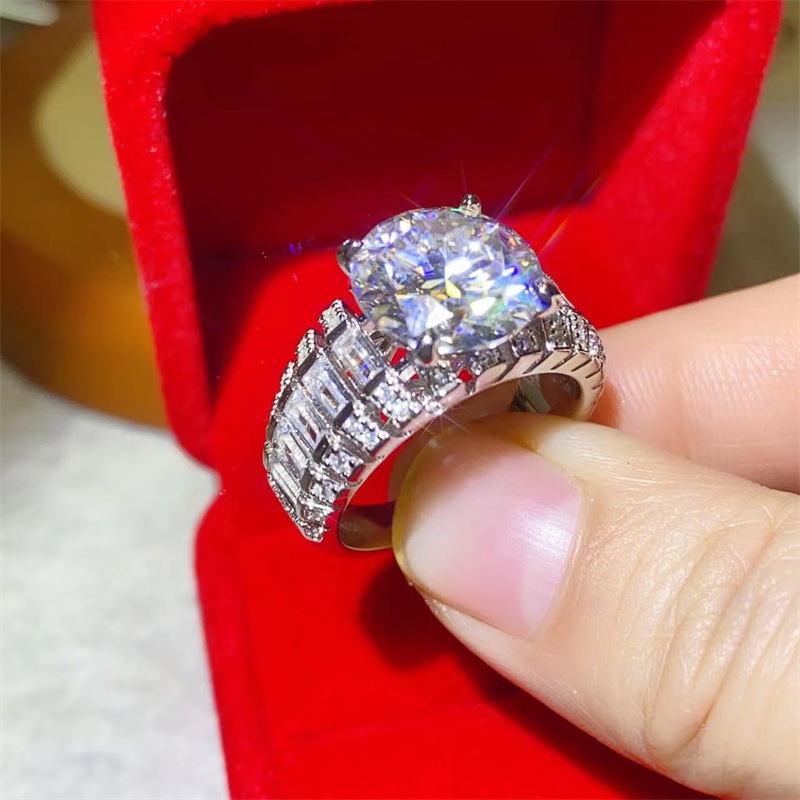 Venta al por mayor 5 quilates D color moissanite anillo femenino platino diamante anillo pareja anillo propuesta regalo de boda con certificado