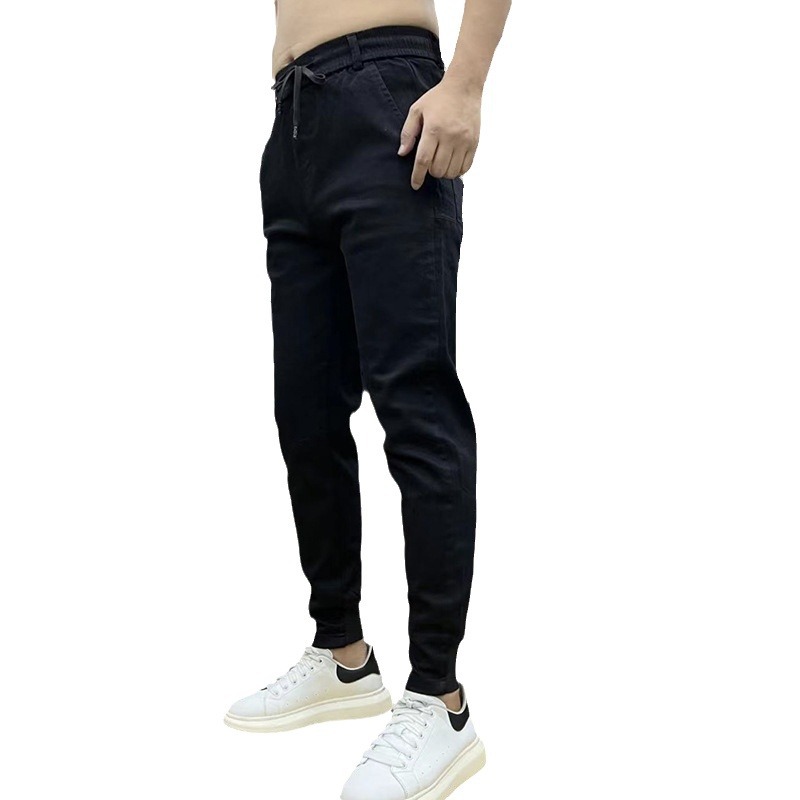 2024 Vår/Sommer Nye Small Svarte Jeans Herre Allsidige Slim Fit Tight Leg Casual Elastiske Trendy Harun Bukser_voghion.com