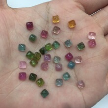 ��Ȼ�̭t��������ƽ����ͨ͸�����r�G��ʯ���Ʒ��ʯ�Ƕ������l