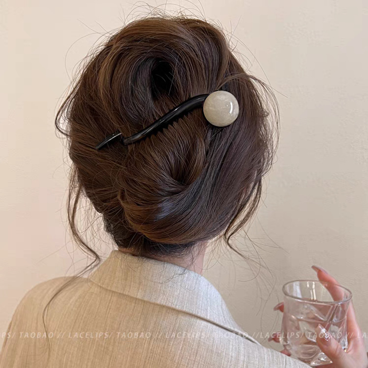 後頭部にツイストクリップが付いた新しいスタイルのワンラインヘアクリップ、軽い高級感と高級感のあるヘアクリップ、女性用のアヒルのくちばしクリップヘッドドレス|undefined