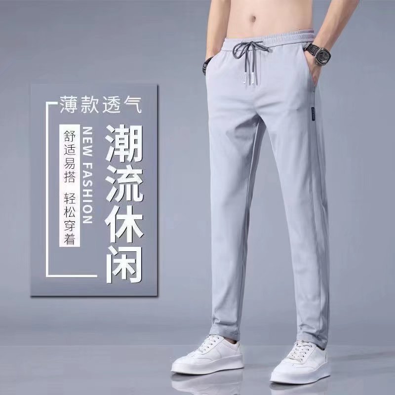 밝은 회색