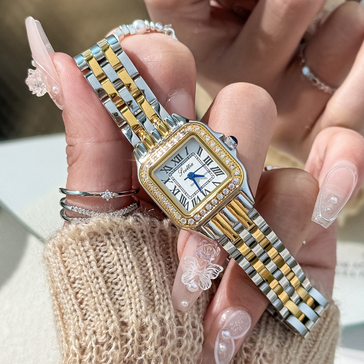 Gaudí Cross-Border Classic Square Women's Waterproof Watch Simple Light Luxury Diamond Women's Watch Quartz Watch Wholesale