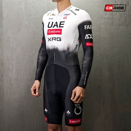 骑行服;速干t恤;赛车服