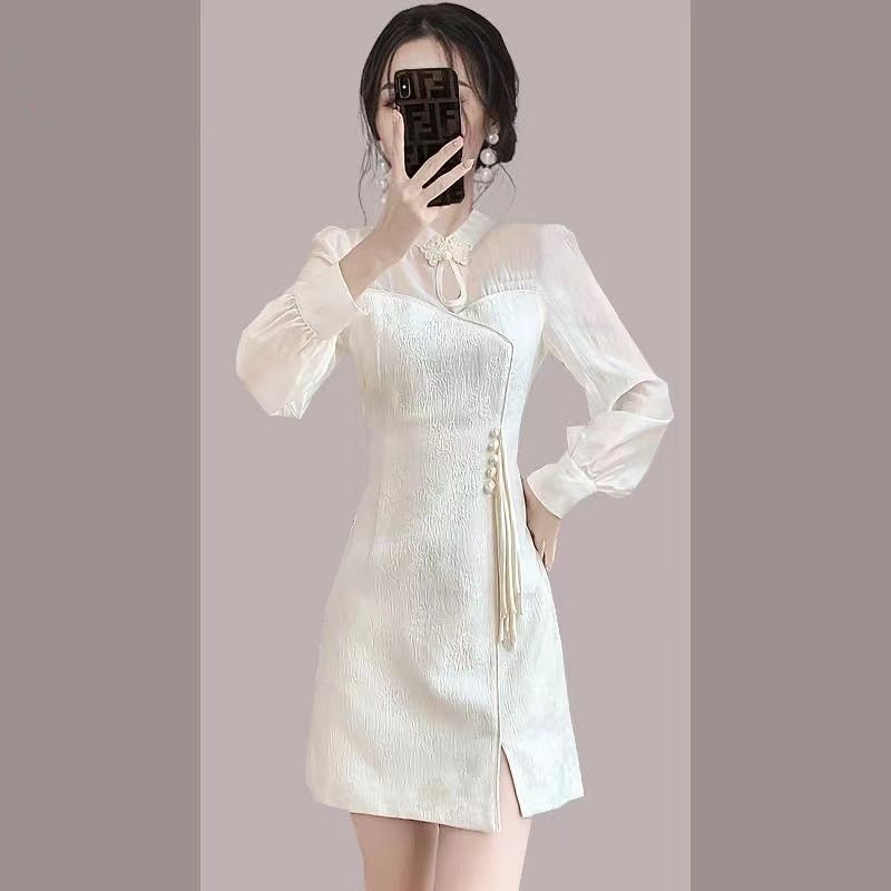 Improved Cheongsam Dress for Women 20246 Spring New Style New Chinese Style Buttoned Skirt Slim Fit Hip-Hugging Dress