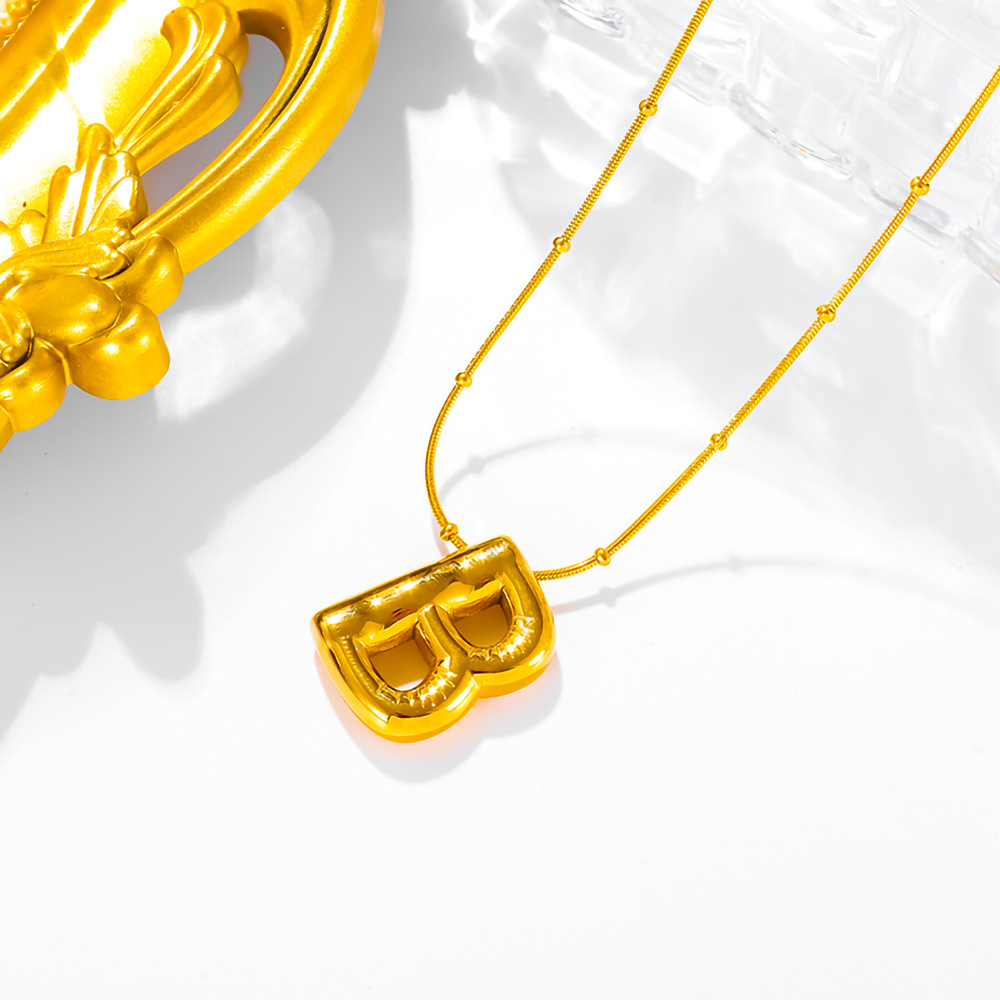 Titan Stahl 18 Karat Vergoldet Basic Einfacher Stil Klassischer Stil Überzug Brief Halskette Mit Anhänger display picture 3