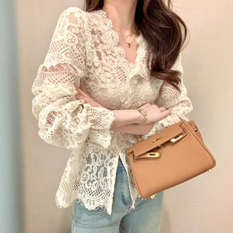 Lace Blouse for Women 2025 Autumn New Stylish V-Neck Slim-Fit Inner Layering Top Lace Blouse for Women 2025 Autumn New Stylish V-Neck Slim-Fit Inner Layering Top