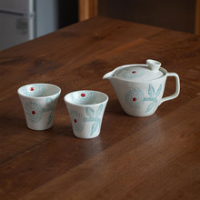 日本进口波佐见勳山窑茶具套装系列釉下彩一壶两杯ins风陶瓷茶杯