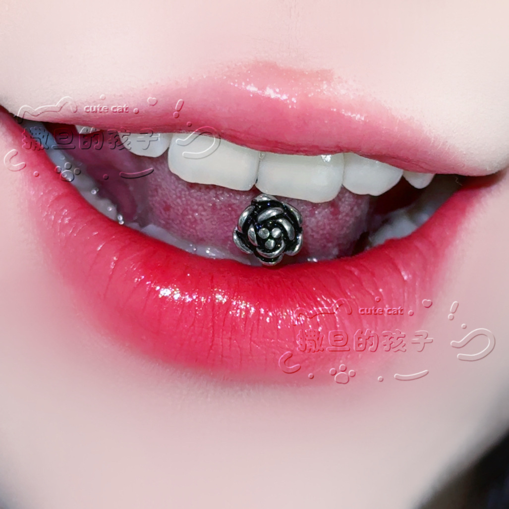 Pointed labret stud close-up product detail