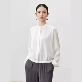 女式针织衫;女式T恤;女式衬衫