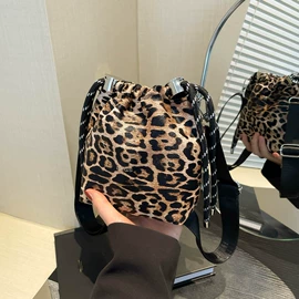 儿童单肩包;儿童双肩包;女士单肩包