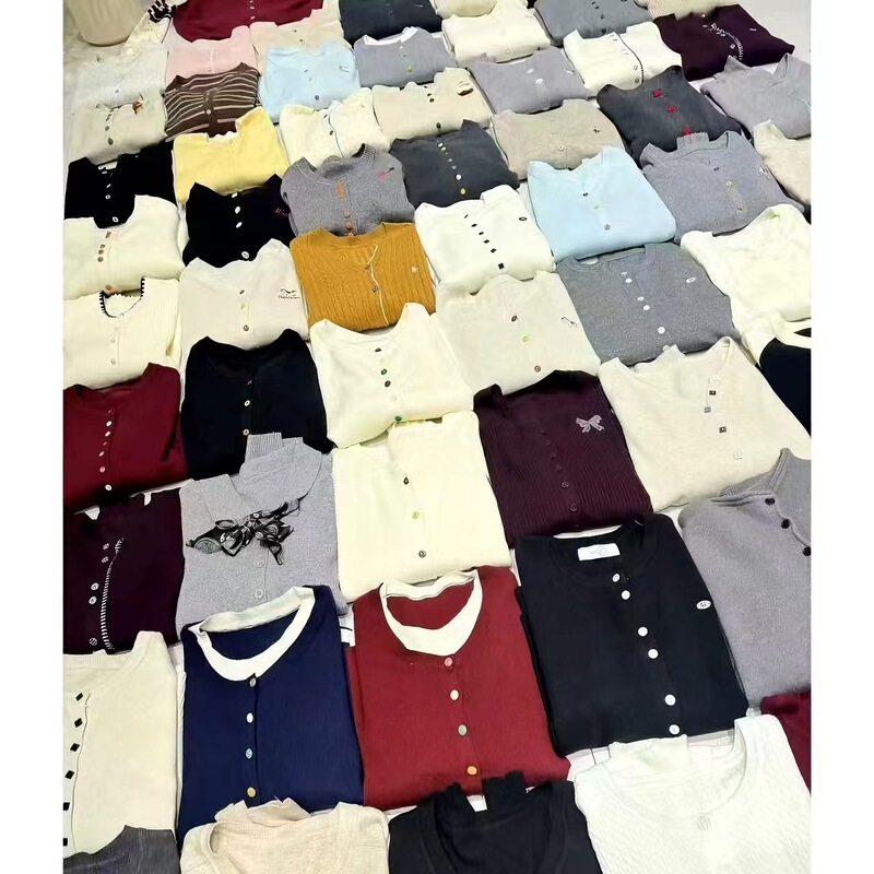 New Style Round-Neck Cashmere Cardigan Sweater for Women, Unique Design, Loose Knit Jacket, Wholesale