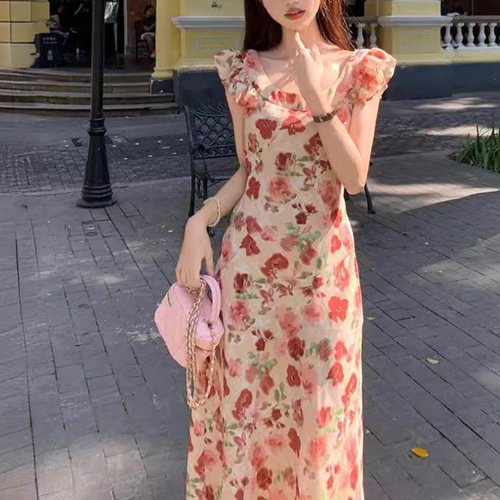 French Retro Floral Women's Summer 2024 New Fly Sleeve Design Sensory Waist Cinching Slimming A-Line Long Dress