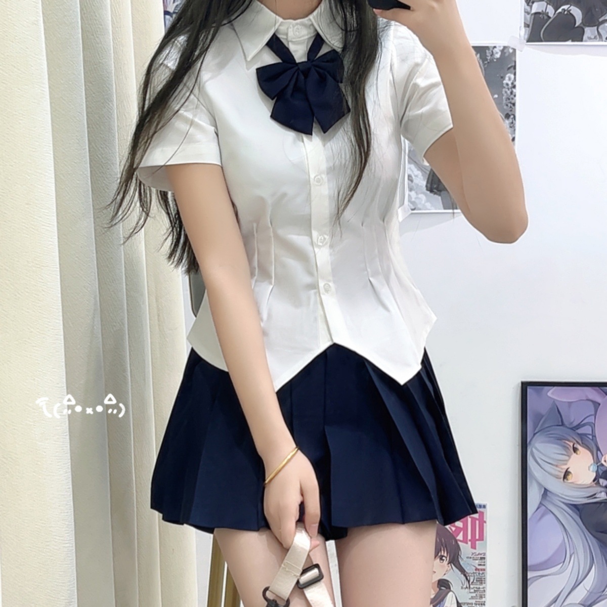 허리 흰색 셔츠 반팔 + 블루 타이