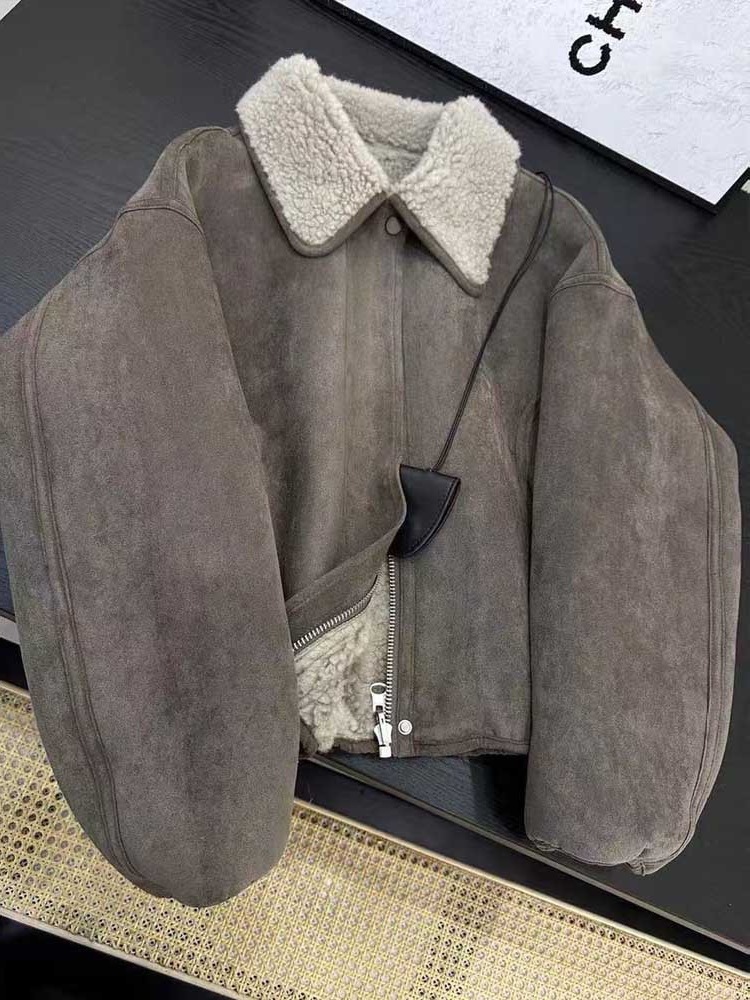 2025 New Suede Jacket Korean Style Lamb Fur All-In-One Short Motorcycle Jacket Leather Jacket for Women Winter Petite