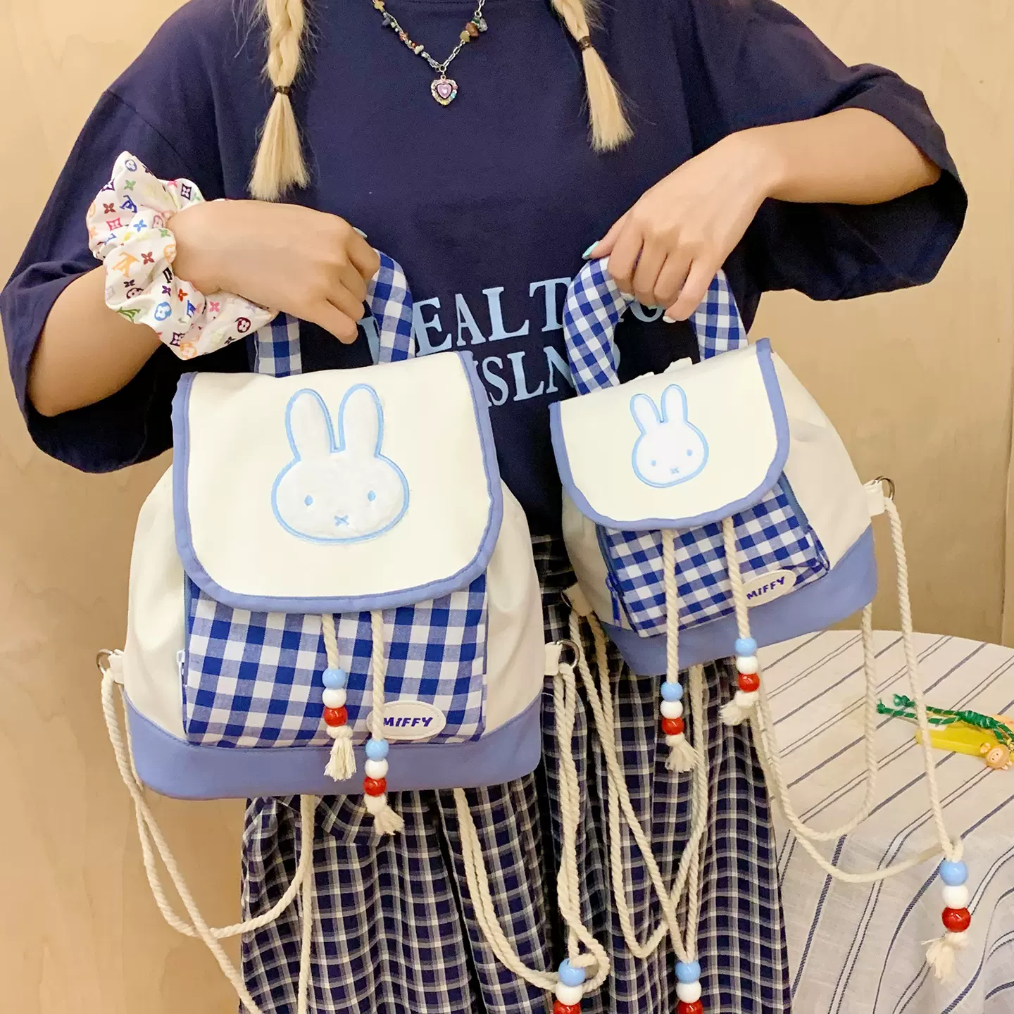 2025新款韩版小兔子抽绳可爱儿童男女童幼儿园小双肩背书包批发