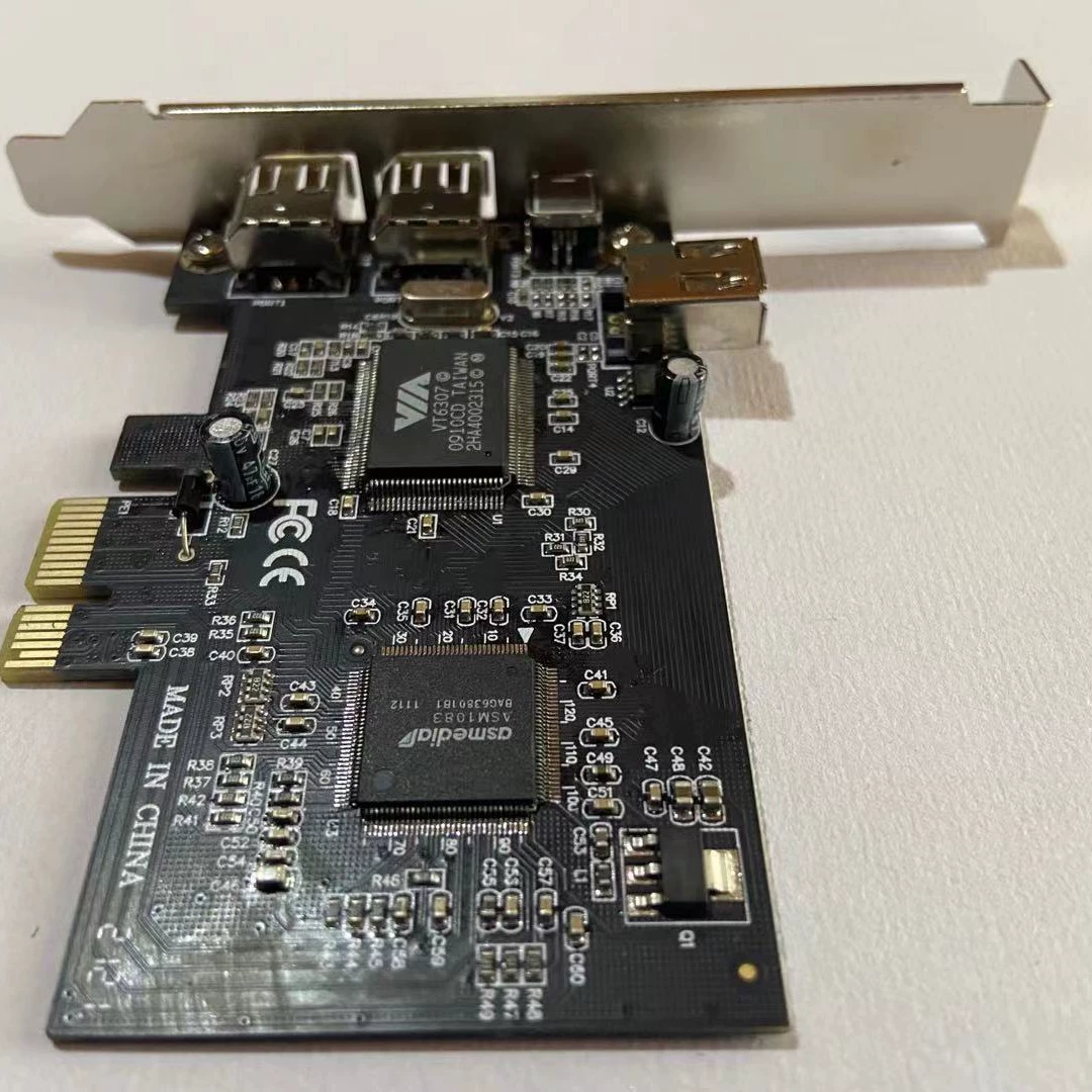 PCI-E1394 corner card