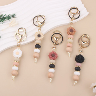 Cross-border new DIY small daisy keychain pendant silicone beads beaded bag pendant bracelet bracelet keychain