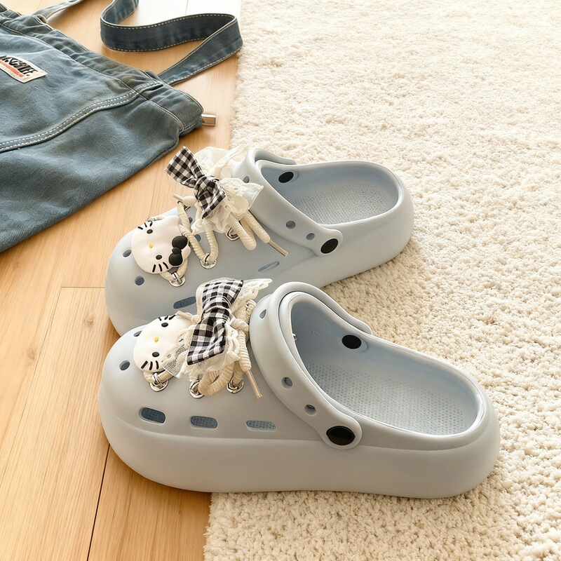 Cute Cartoon Eva Clogs for Women, Closed-Toe, Thick-Soled, Height-Increasing, Non-Slip, Outdoor Casual Student Beach Sandals