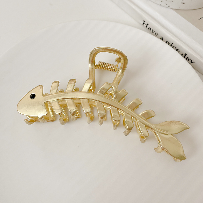 Simple helada updo clip de pelo de alta calidad horquilla femenina Cabeza trasera verano moda tiburón clip tocado ins estilo