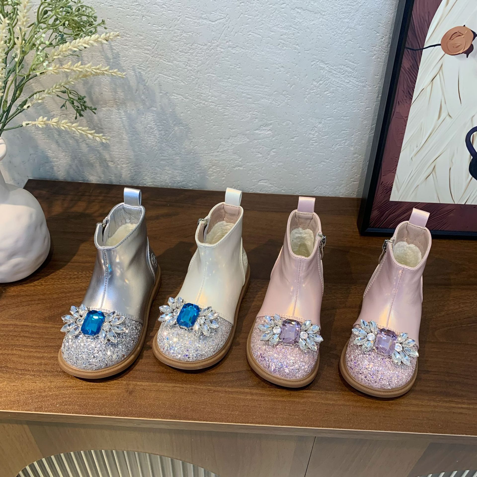 Spring and Autumn New Style Girls' Princess Boots, Crystal Gemstone Decorated Fleece-Lined Short Boots, Kidsren's Fashionable Shiny Warm Boots