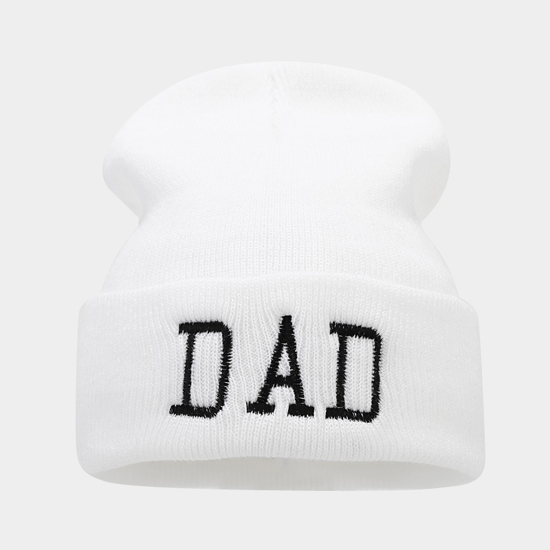 Otoño e Invierno nuevo papá mamá bordado redondo tejer sombrero Amazon Venta caliente Mamá y Papá sombrero de lana sombrero frío