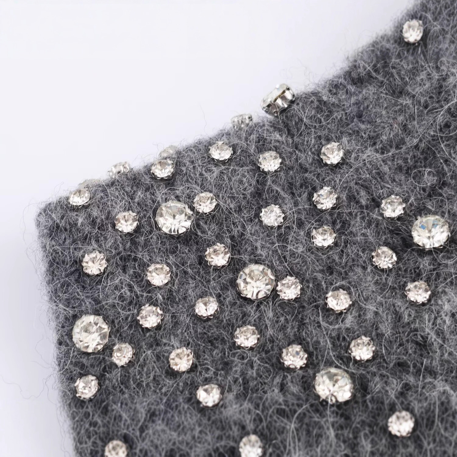 ZAZA hecho por sí mismo estilo europeo al por mayor moda temperamento de mujer joyería de comercio exterior transfronterizo perlas suéter