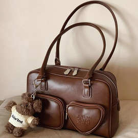 工厂直销画报少女时尚枕头包高质感手提单肩包新款百搭出片腋下包