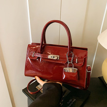 ��ʽ��Ƥ����С������Ů2025�ļ����|С��������ٴ�μ�б�����