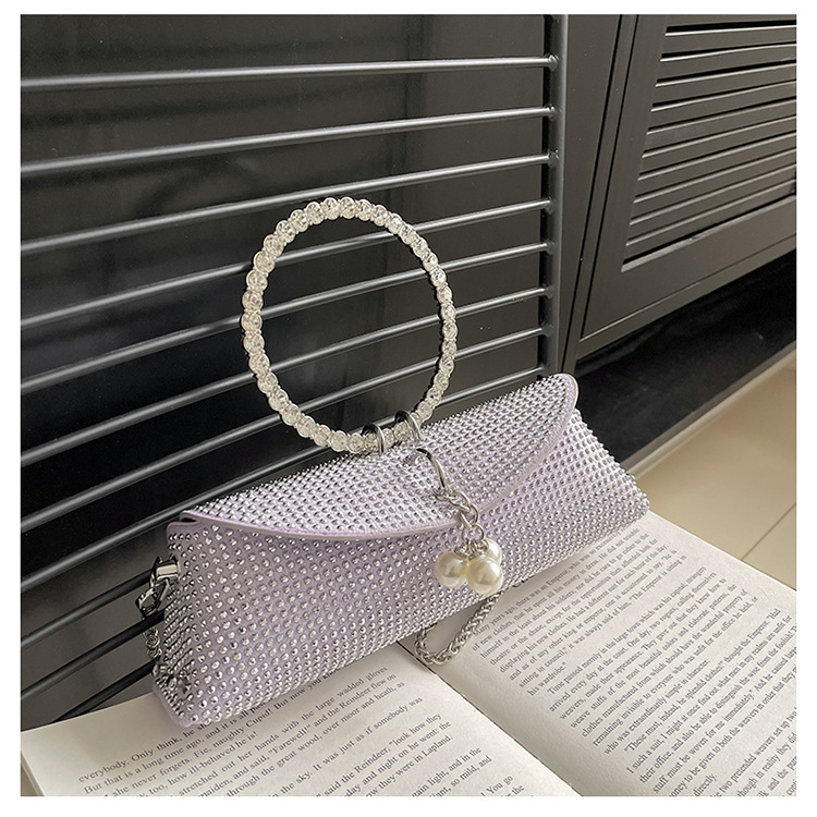 Women's Small Pu Leather Solid Color Elegant Vintage Style Magnetic Buckle Evening Bag display picture 1