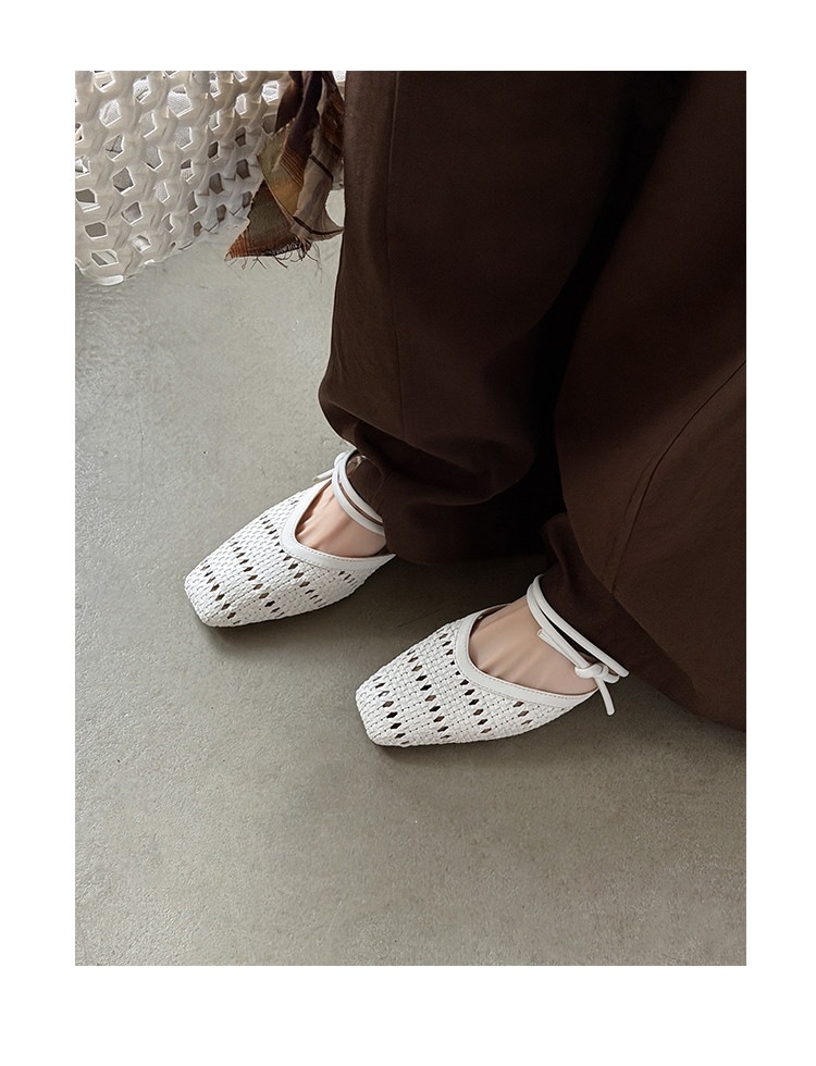 Dép sandal nữ da cừu mũi vuông gót thấp quai chữ V phối màu — màu nâu, Màu cà phê đậm, màu trắng ngà chi tiết 43