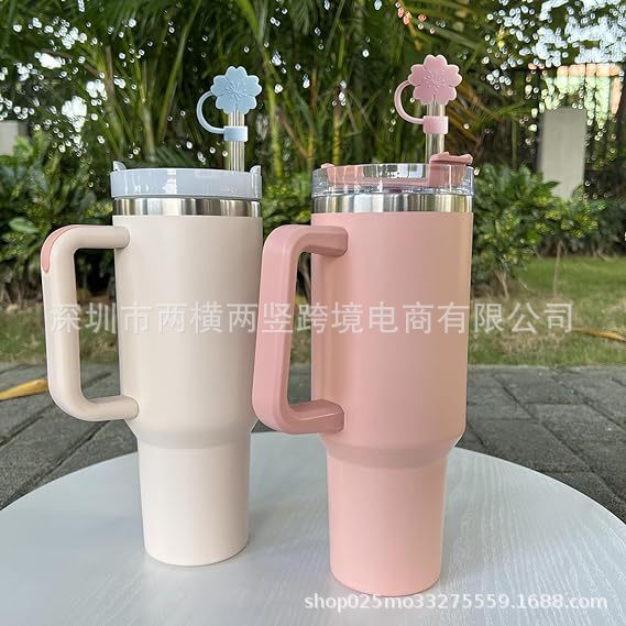 Cute dustproof straw