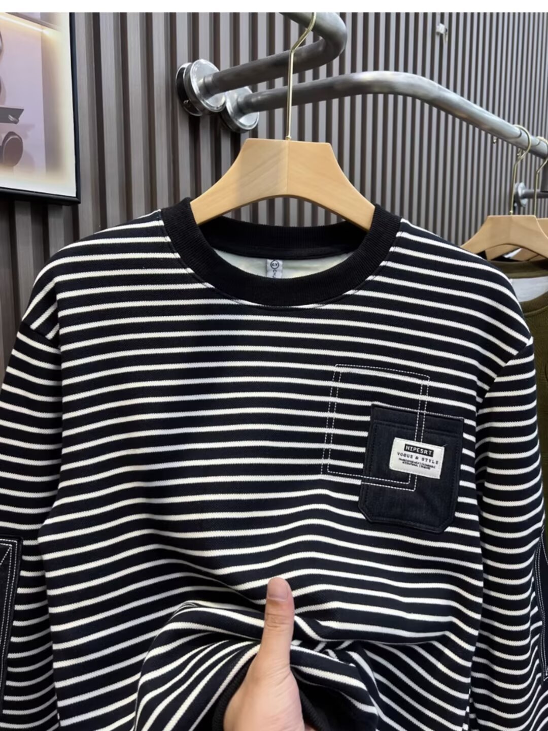Sweat à capuche rayé pour homme style décontracté automne hiver_voghion.com