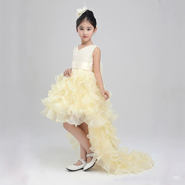 Champagne color