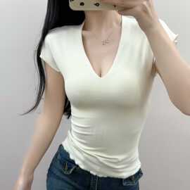 性感辣妹风连肩V领短袖T恤修身显瘦时尚木耳边百搭纯欲打底衫上衣