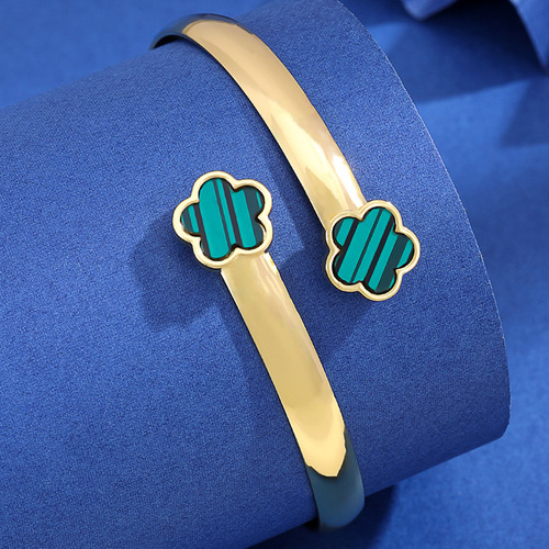 Niche Design Metal Polished Five-Petal Flower Open Bracelet for Women, European and American Cross-Border Hot Selling Personality Clover Bracelet