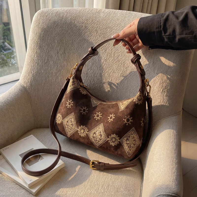Women's new autumn and winter handbag in the Maillard color series, with a suede texture, trendy floral embroidery, and can be worn as a shoulder or crossbody bag