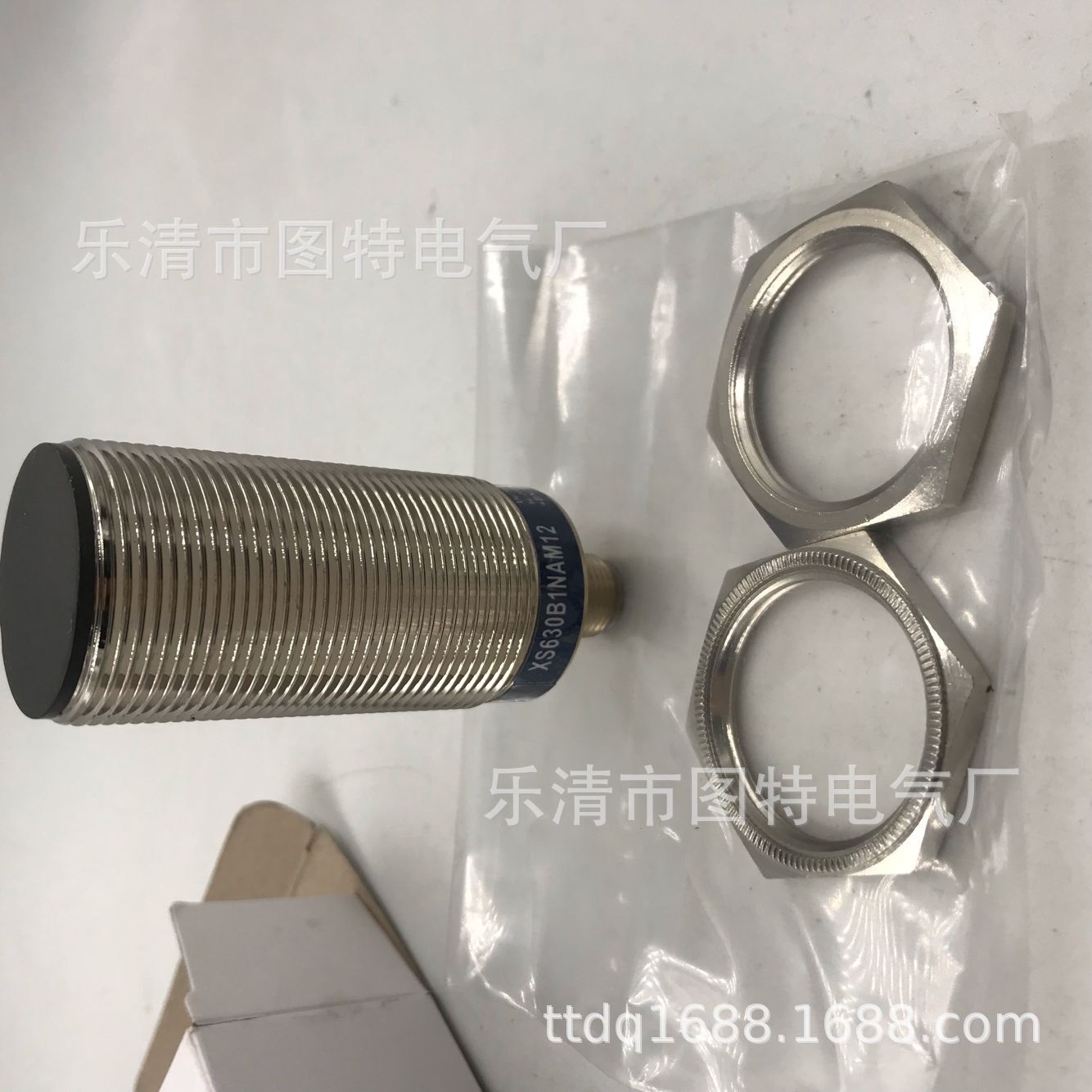 供应 全新接近开关 XS630B1NAM12 实物图拍摄 质保一年