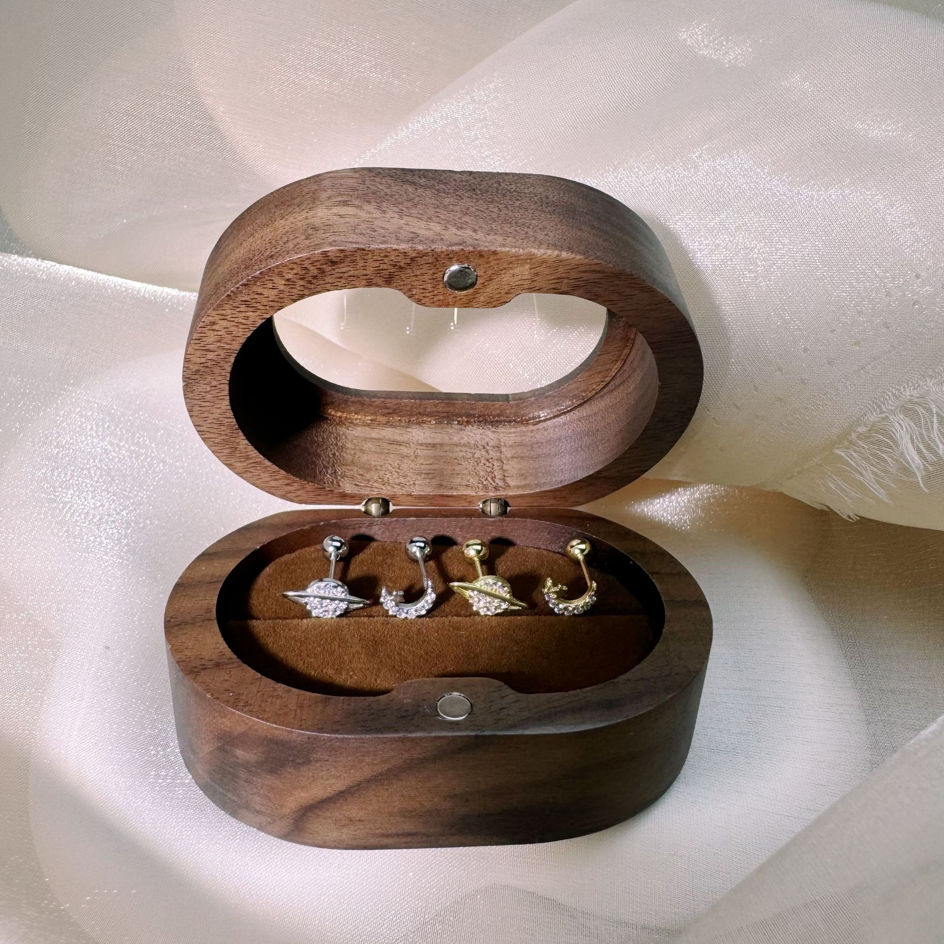 S925銀針不對稱星球月亮耳釘氣質超閃滿鑽螺絲擰扣睡覺免摘耳環