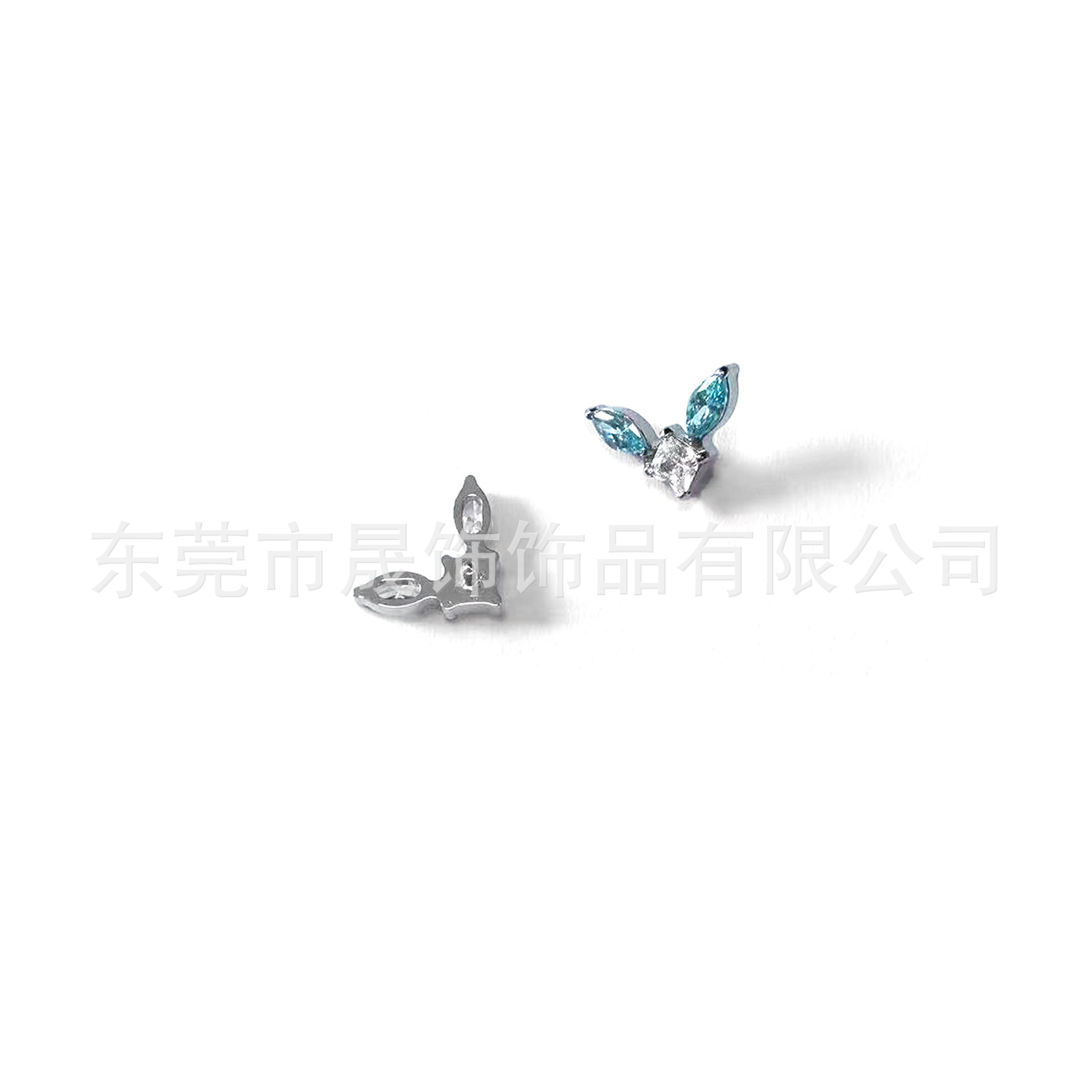 F136钛合金马眼方锆耳钉镶5A锆石耳骨钉G23钛内螺纹唇钉穿刺饰品