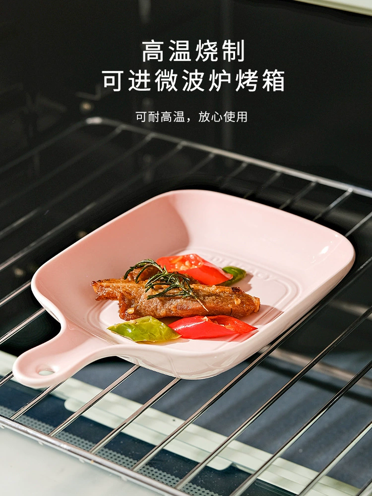 Квадратная керамическая тарелка для дома с ручкой, форма для выпечки, однотонная, с цветной глазурью, высокая эстетичность, простой дизайн.