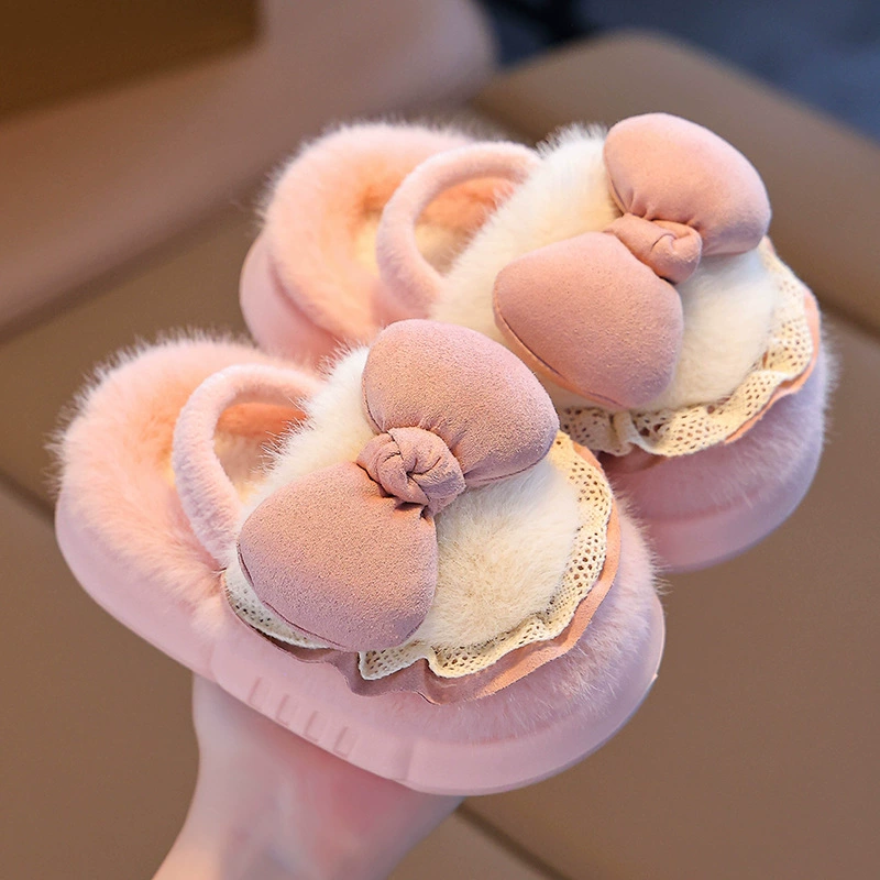 2024 новые зимние детские хлопчатобумажные тапочки для девочек тепло плюс плюшевая шерсть EVA нескользкая резиновая обувь из хлопка