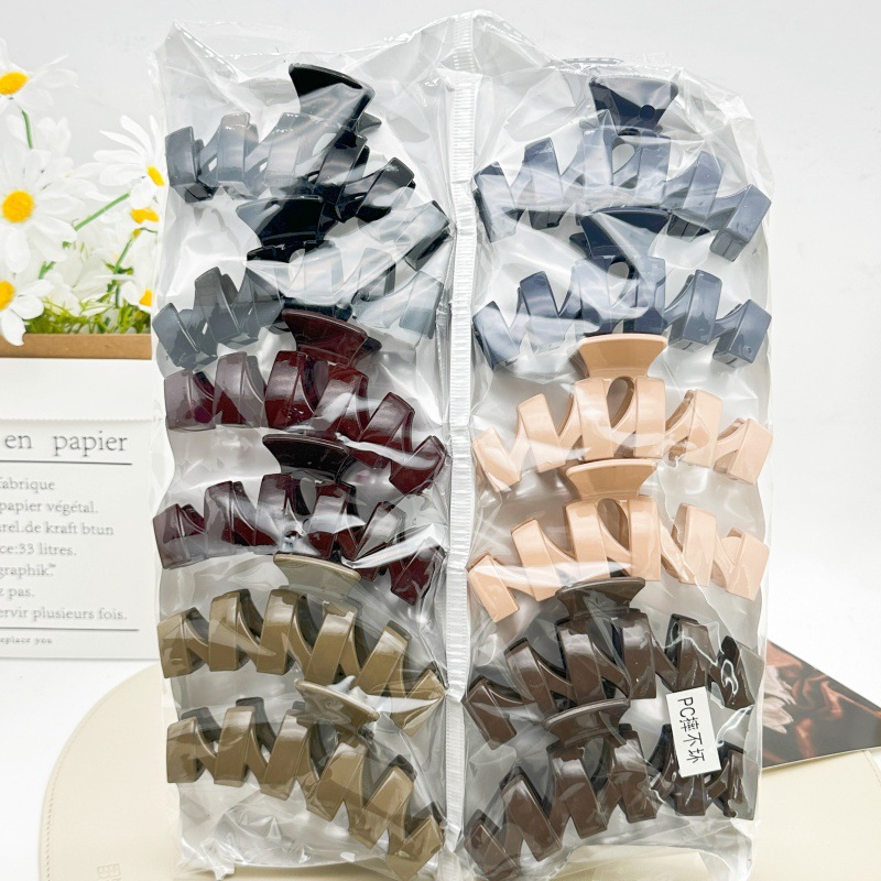 Pinza de pelo grande de plástico con diseño de PC, color té con leche, para mujer, estilo coreano, versión coreana, accesorios de tienda de dos yuanes. image 17
