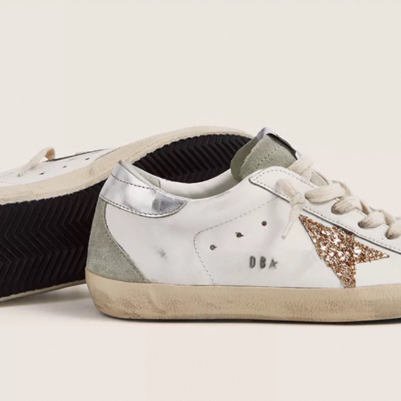 Coreano 2025 nuevo SUPERSTAR cuero hecho viejos zapatos sucios retrógrados zapatos de estrellas de altura interior zapatos sucios zapatos sucios