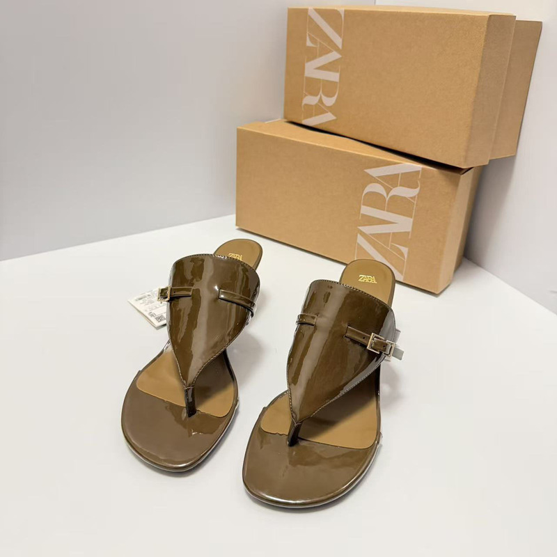 Za Manufacturer 2025 Brown Leather Buckle Thong High-Heeled Sandals for Women, Stylish and Trendy Clip-Toe Sandals