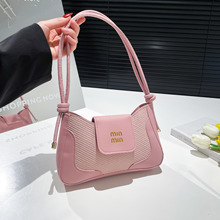 复古腋下新月包包女2025新款潮时尚女包简约百搭单肩斜挎小方包