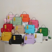 外貿女潮包2023新款手提包handbags流行字母單肩包純色斜挎包bags