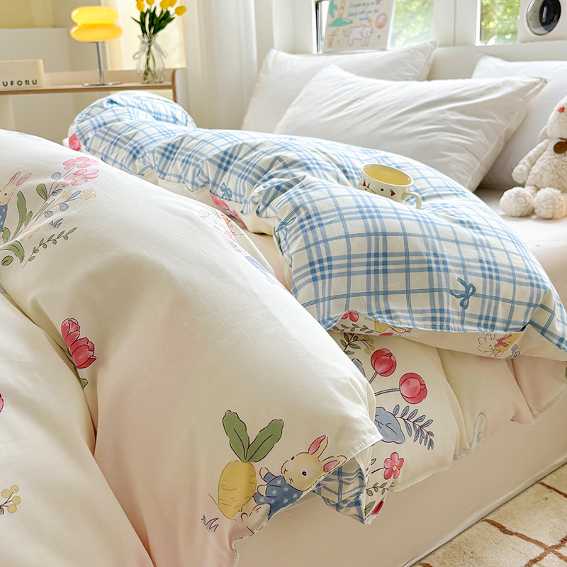 Nuevos productos de algodón único 180 × 200x230 estudiantes de dibujos animados dobles 100 algodón puro cubierta de edredón 1.5m mayorista