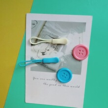 ��ɫ����^�~������ɲ�ж��朿����������·�����K��Ƭ���^β�K